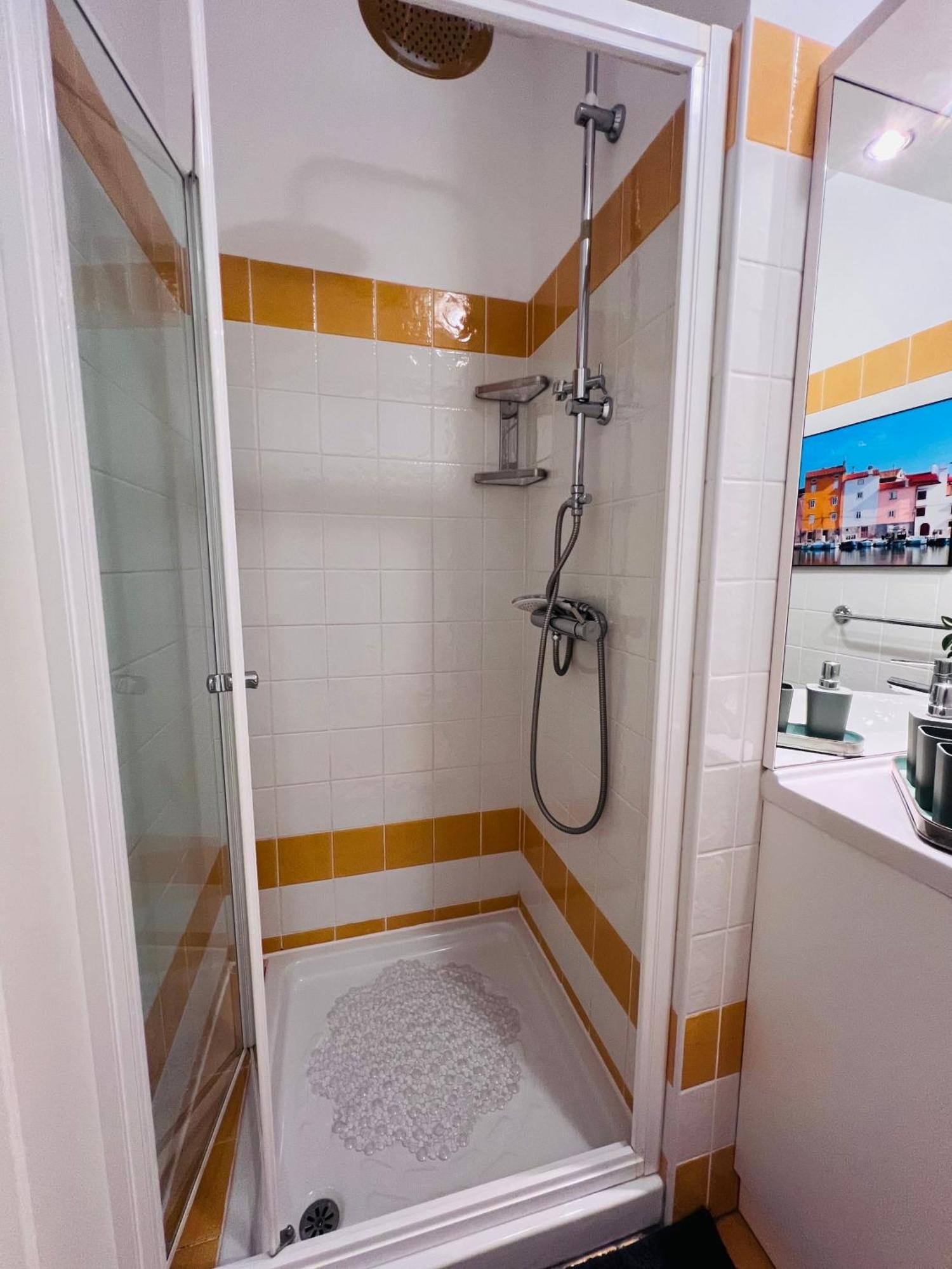 Apartment Aleks Tar-Vabriga Eksteriør bilde